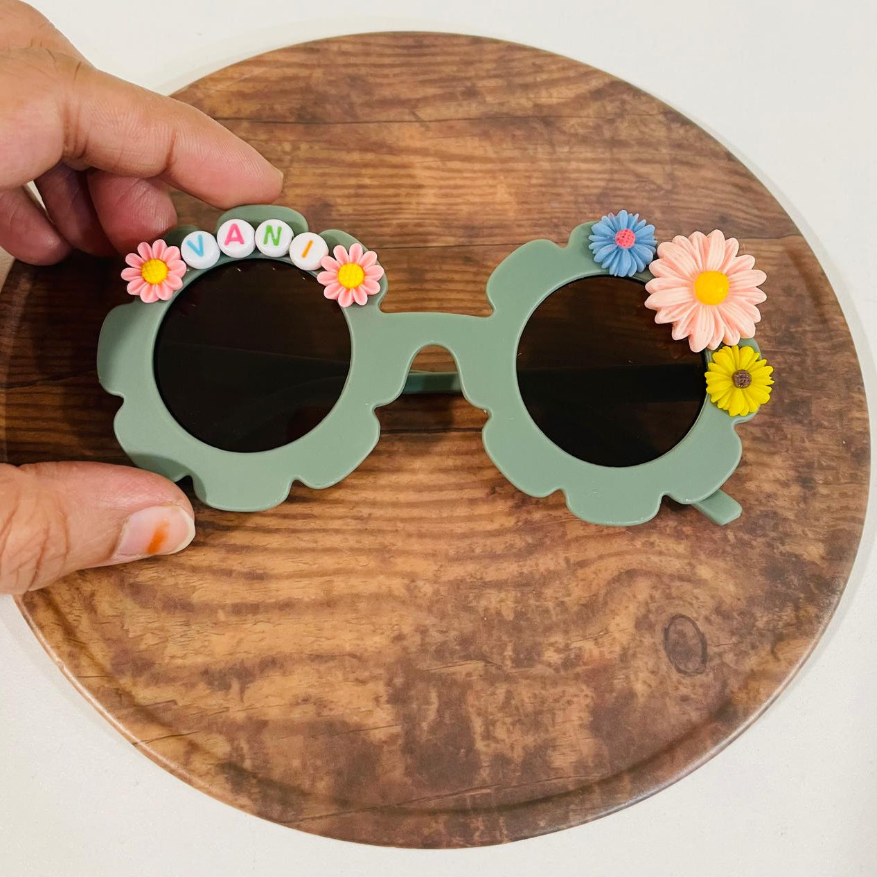 Customised name with flowers flower shape polarized sunglasses for girls