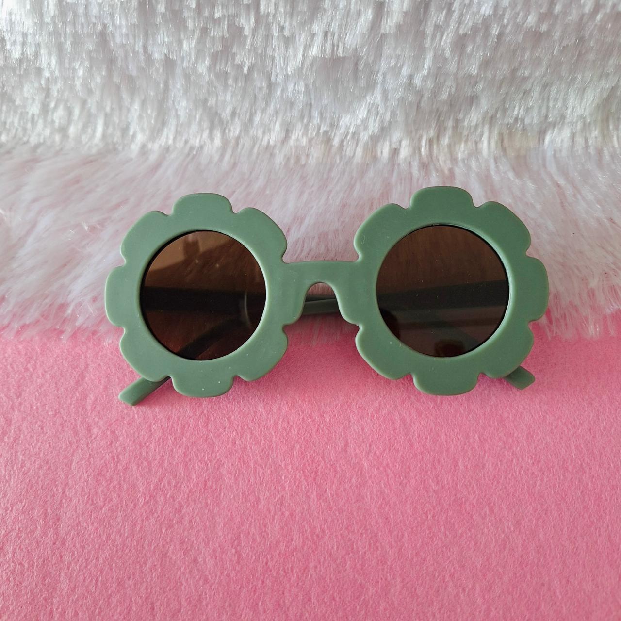 Flower Shape Polarized Sunglasses for Girls