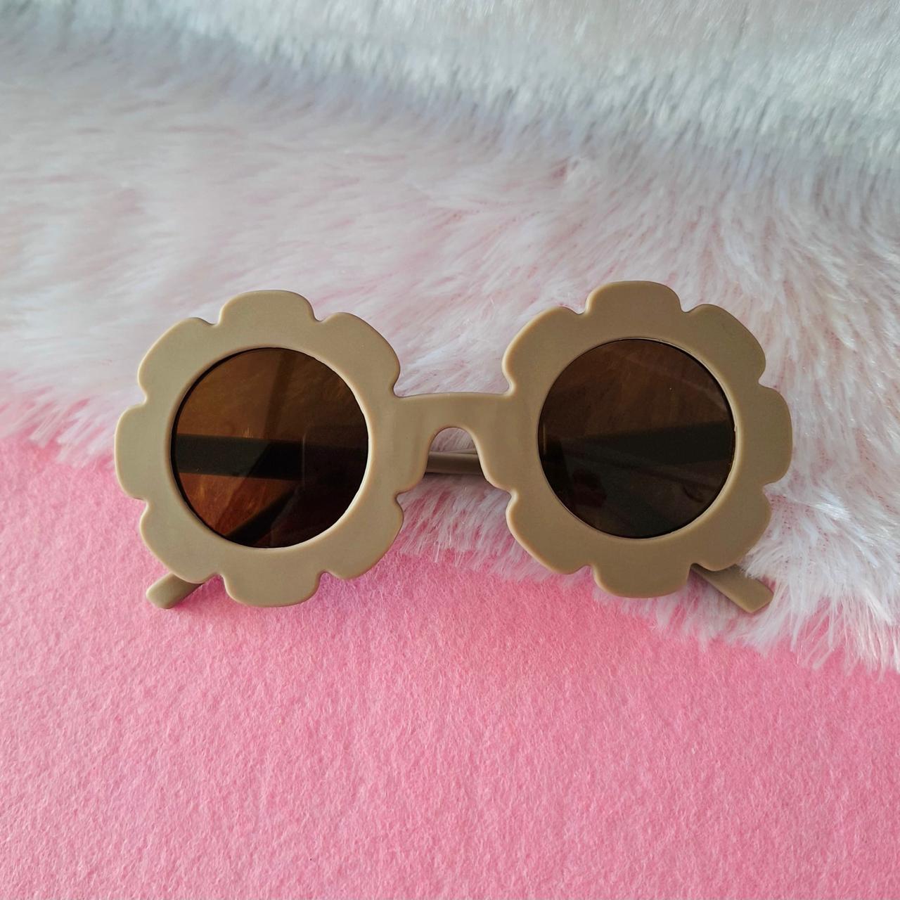 Flower Shape Polarized Sunglasses for Girls