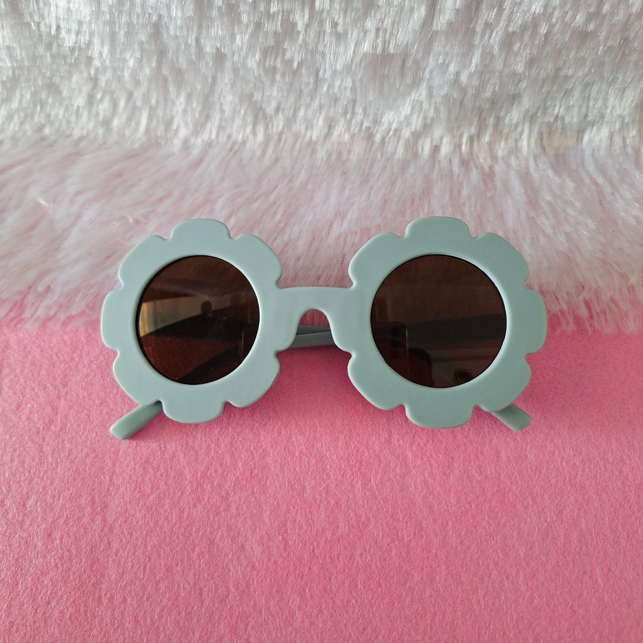 Flower Shape Polarized Sunglasses for Girls