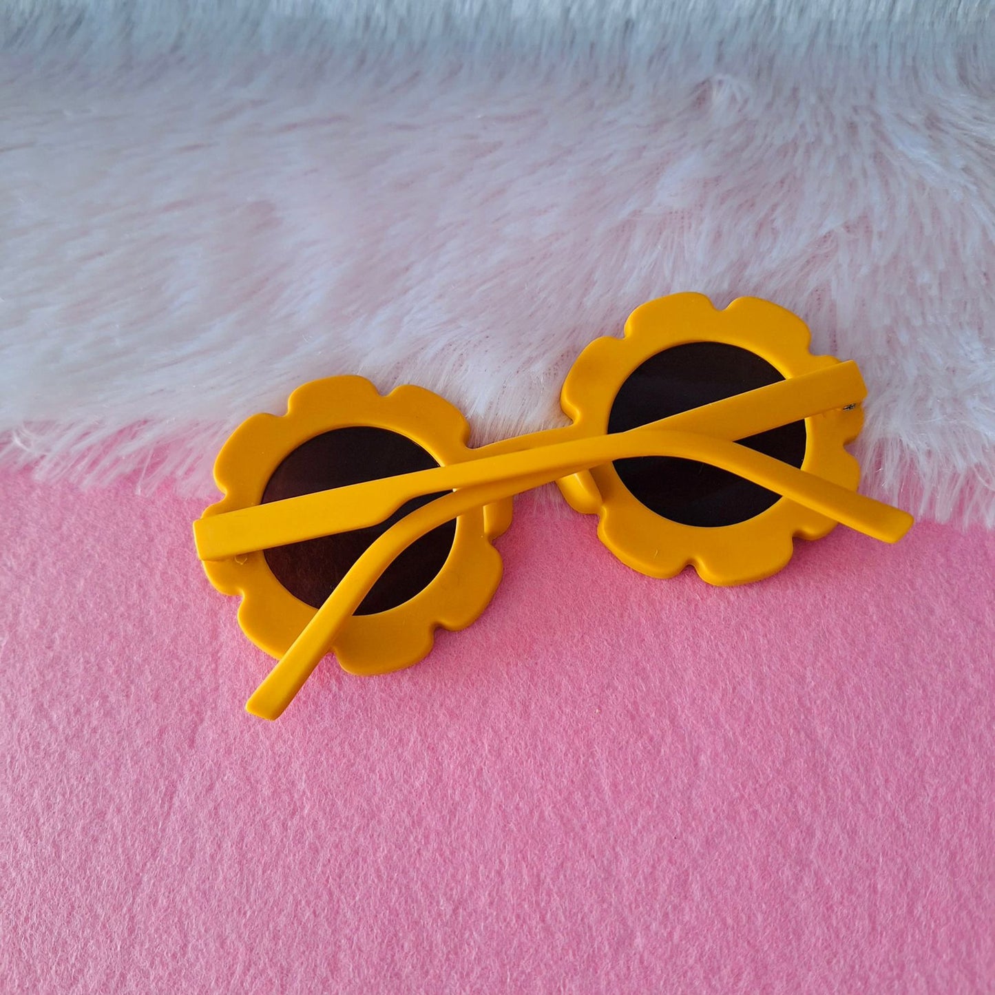 Flower Shape Polarized Sunglasses for Girls