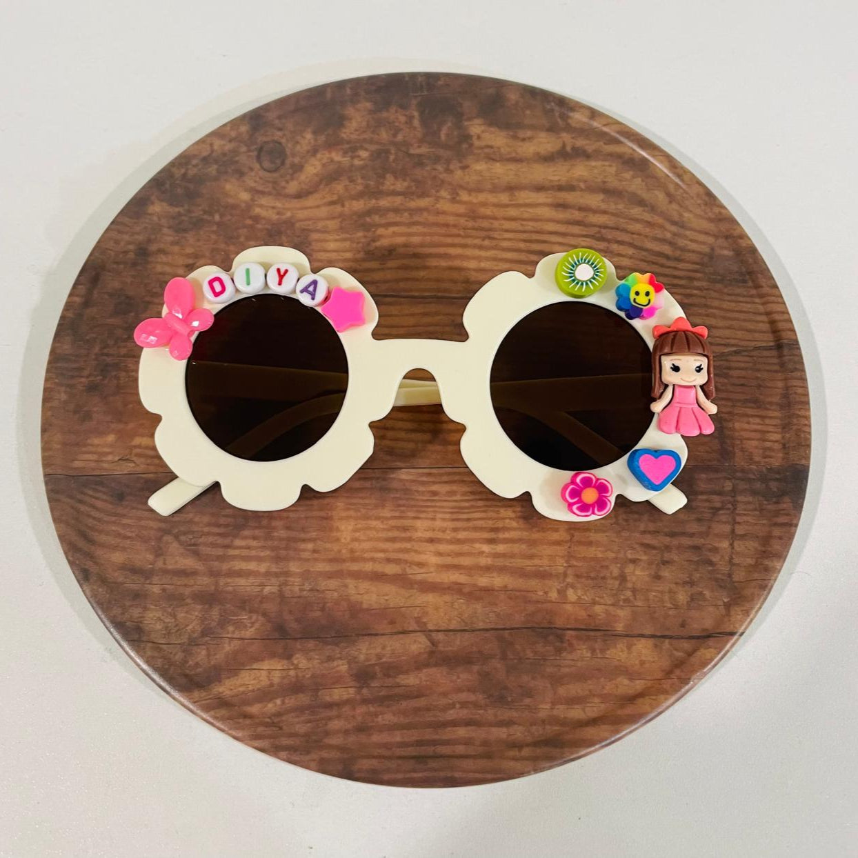 Customised name with cartoons flower shape polarized sunglasses for girls