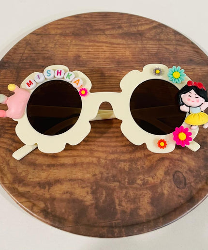 Customized Sunglasses for girls with name and beads - flower shape