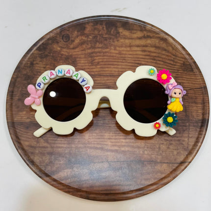 Customized Sunglasses for girls with name and beads - flower shape