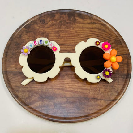 Customized Sunglasses for girls with name and beads - flower shape